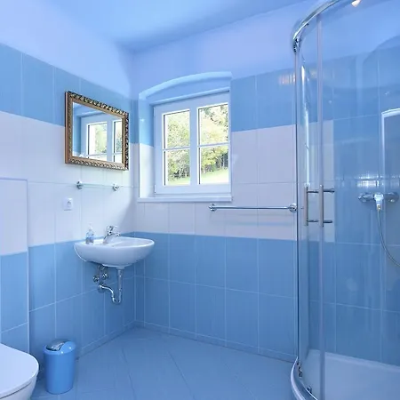 Holiday home Spacious Near Forest In Buchet Lam