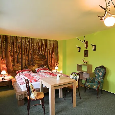 Spacious Near Forest In Buchet Dom wakacyjny